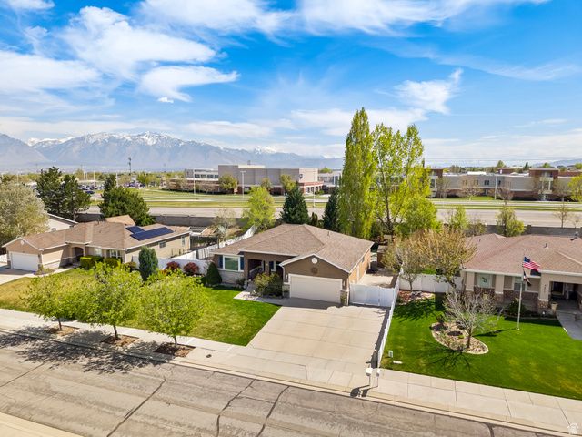 5469 W HARVESTMILL DR, West Jordan, UT 84081