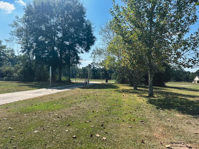 121 Old Progress, Hattiesburg, MS 39401