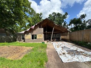 9318 Sherbourne Street, Houston, TX 77016