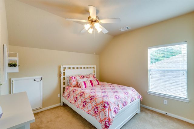 10 Caelin Court, The Woodlands, TX 77382