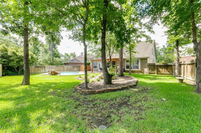 10 Caelin Court, The Woodlands, TX 77382