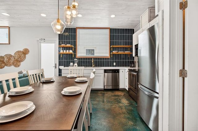 310 E 10th St 6, Port Aransas, TX 78373