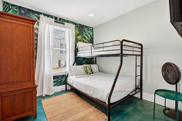 310 E 10th St 6, Port Aransas, TX 78373