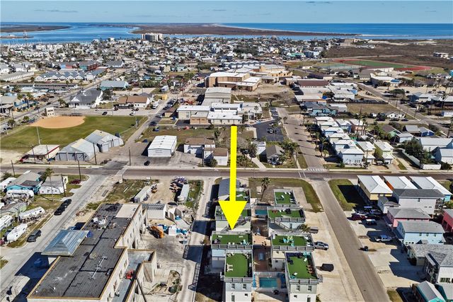 310 E 10th St 6, Port Aransas, TX 78373