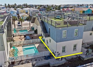 310 E 10th St 6, Port Aransas, TX 78373