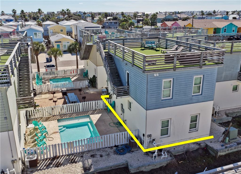 310 E 10th St 6, Port Aransas, TX 78373