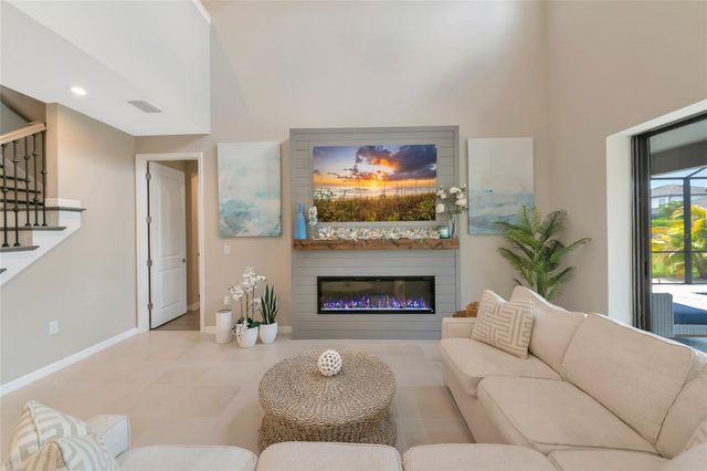 9069 LUNA LANE, Sarasota, FL 34241