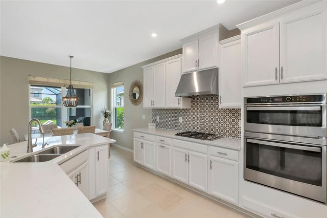 9069 LUNA LANE, Sarasota, FL 34241