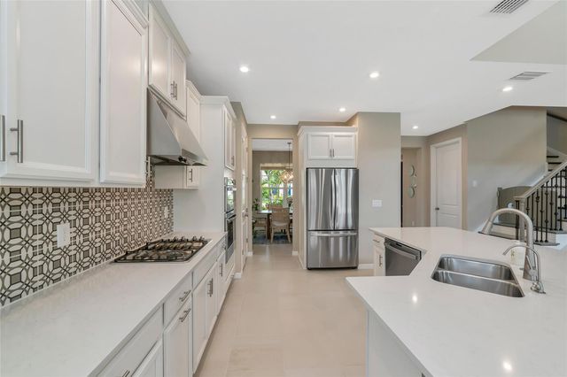 9069 LUNA LANE, Sarasota, FL 34241