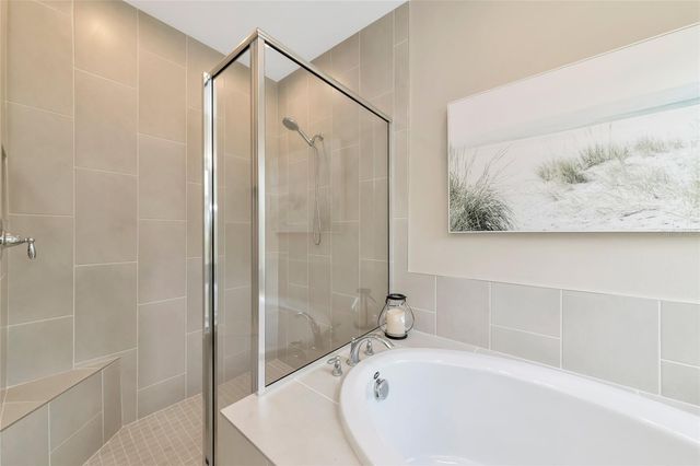 9069 LUNA LANE, Sarasota, FL 34241