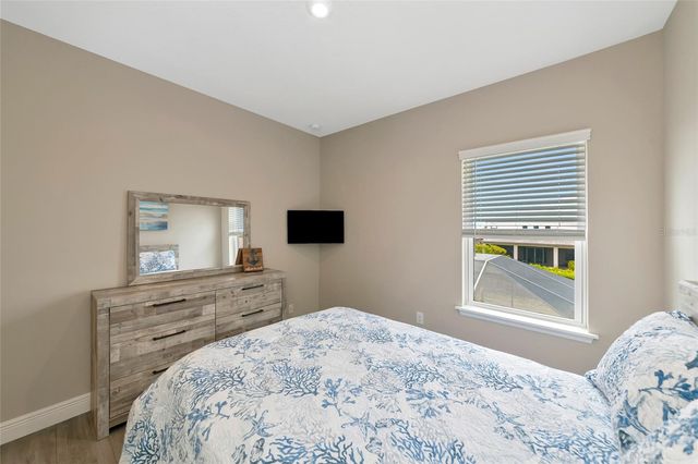 9069 LUNA LANE, Sarasota, FL 34241