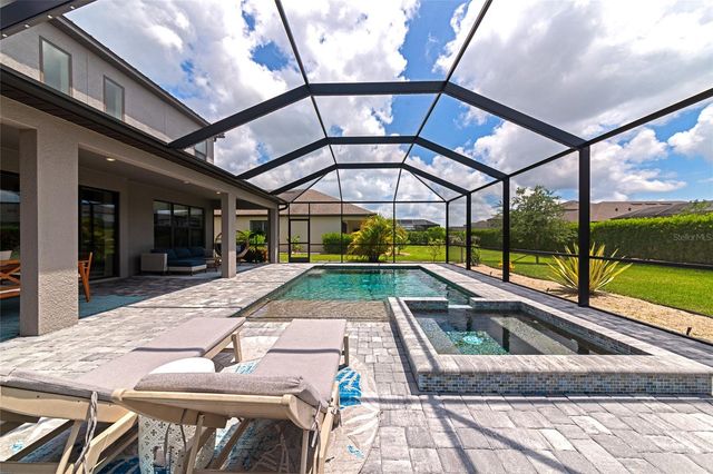 9069 LUNA LANE, Sarasota, FL 34241