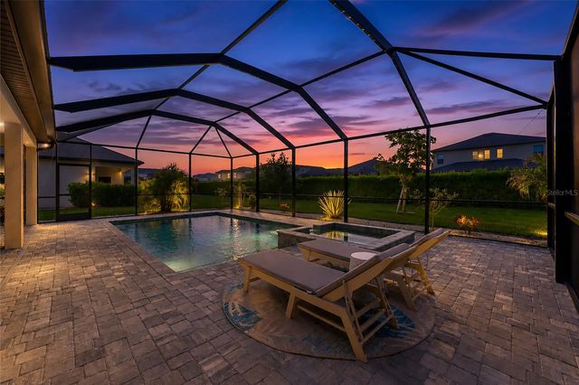 9069 LUNA LANE, Sarasota, FL 34241