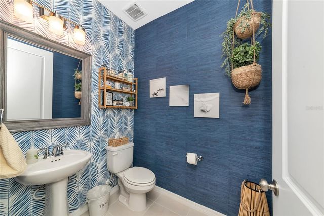 9069 LUNA LANE, Sarasota, FL 34241