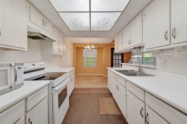 1910 Blindlake Drive, Houston, TX 77084