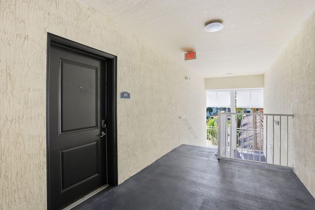 3611 High Ridge Way 308, Boynton Beach, FL 33426