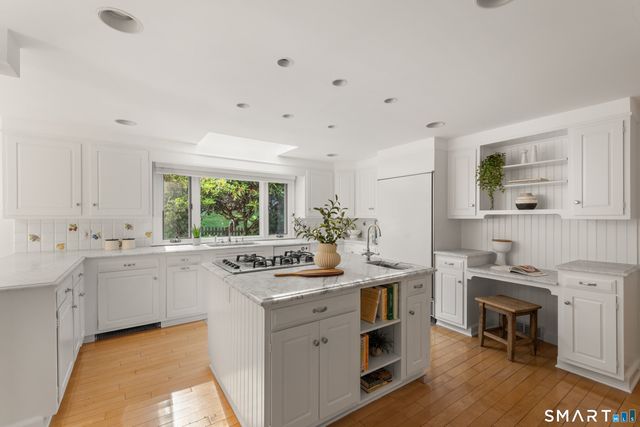 18 River Lane, Westport, CT 06880