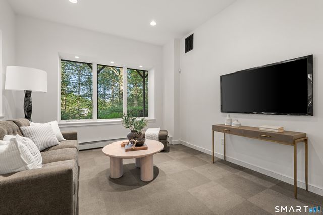 18 River Lane, Westport, CT 06880