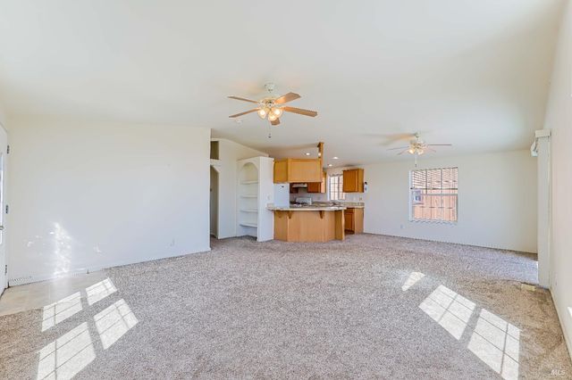 1680 Milton Rd, Napa, CA 94559