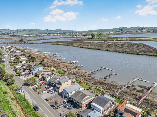 1680 Milton Rd, Napa, CA 94559