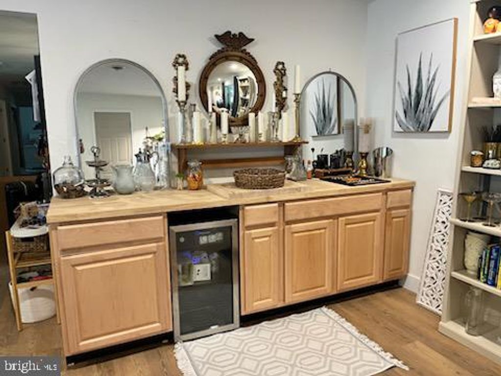 5823 DEALE BEACH RD, Deale, MD 20751