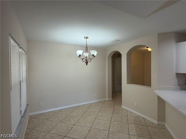 3527 NE 19th PL, Cape Coral, FL 33909