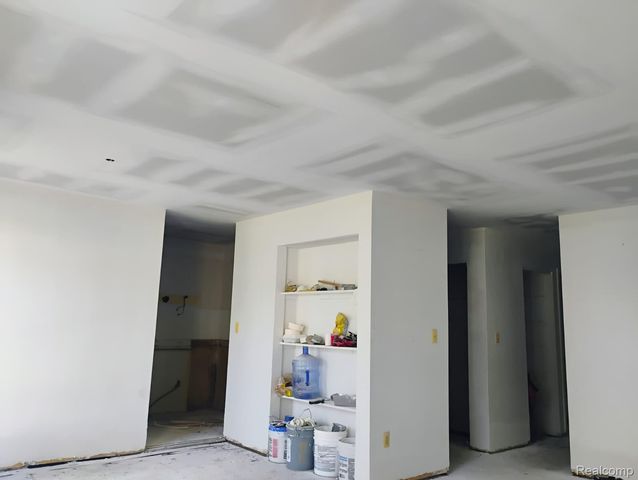 22100 Dante Street, Oak Park, MI 48237