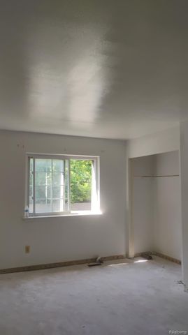 22100 Dante Street, Oak Park, MI 48237