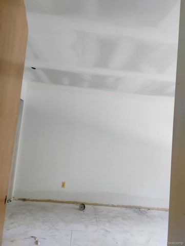 22100 Dante Street, Oak Park, MI 48237