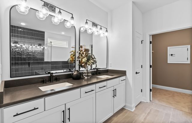 907 Bur Oak Rd, Lebanon, TN 37090