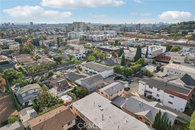 4427 Camero Avenue, Los Angeles, CA 90027