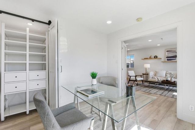 601 Leahy Street 301, Redwood City, CA 94061