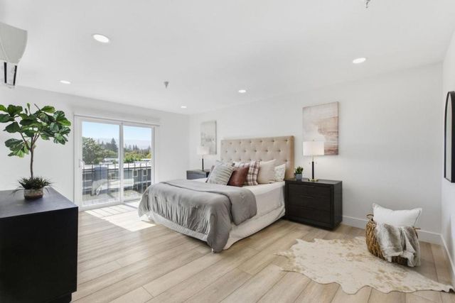 601 Leahy Street 301, Redwood City, CA 94061