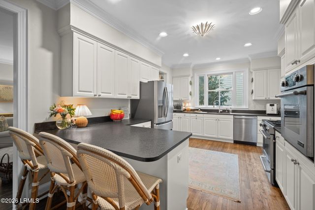 10 Waterside Drive, Beaufort, SC 29907