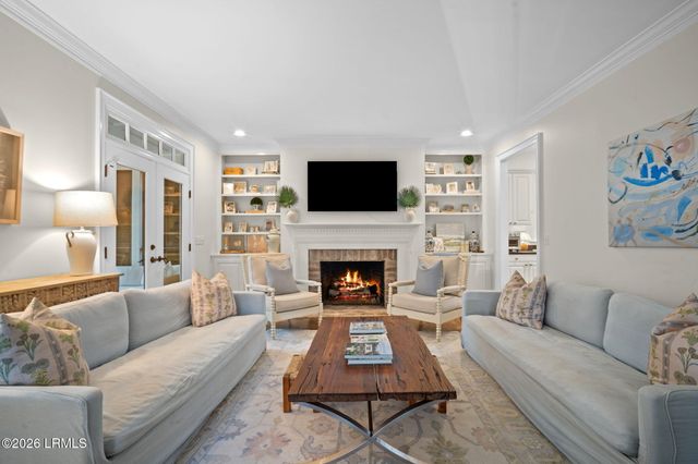 10 Waterside Drive, Beaufort, SC 29907