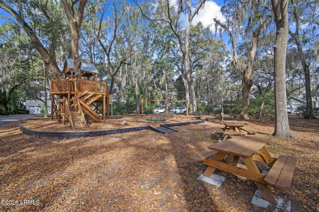 10 Waterside Drive, Beaufort, SC 29907