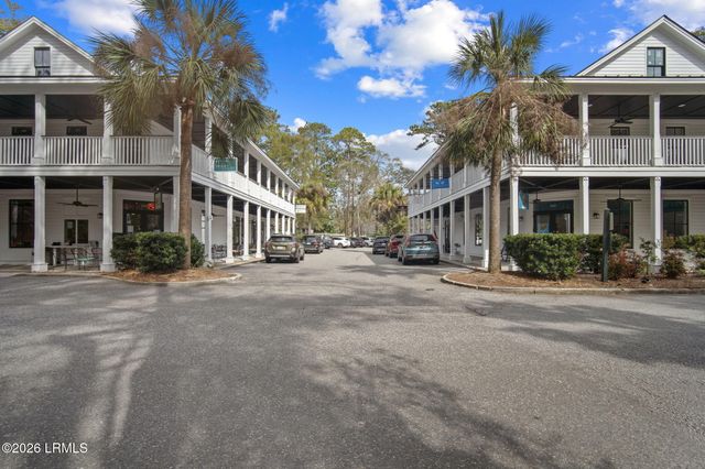 10 Waterside Drive, Beaufort, SC 29907