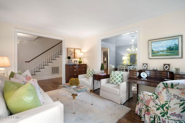 10 Waterside Drive, Beaufort, SC 29907