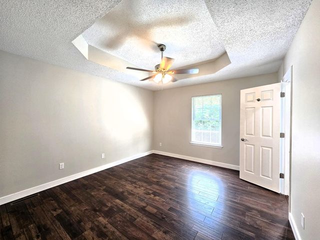 4810 W Tarkio Street, Springfield, MO 65802
