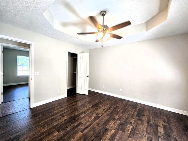4810 W Tarkio Street, Springfield, MO 65802