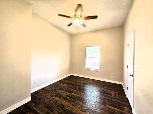 4810 W Tarkio Street, Springfield, MO 65802