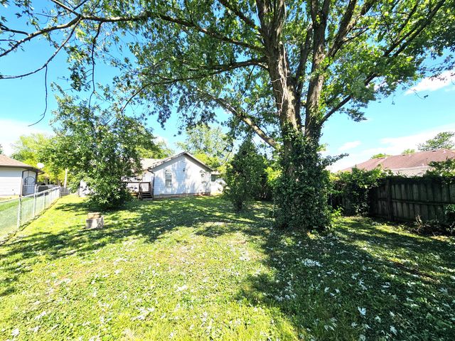 4810 W Tarkio Street, Springfield, MO 65802