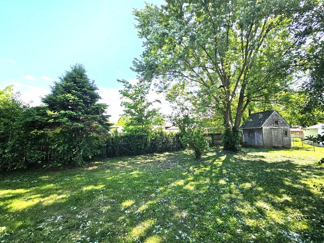 4810 W Tarkio Street, Springfield, MO 65802