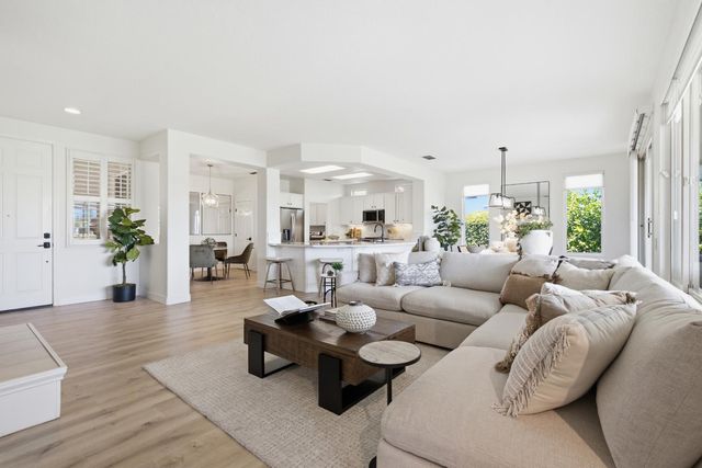 1817 Barn Valley, Lincoln, CA 95648