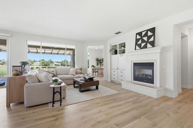 1817 Barn Valley, Lincoln, CA 95648
