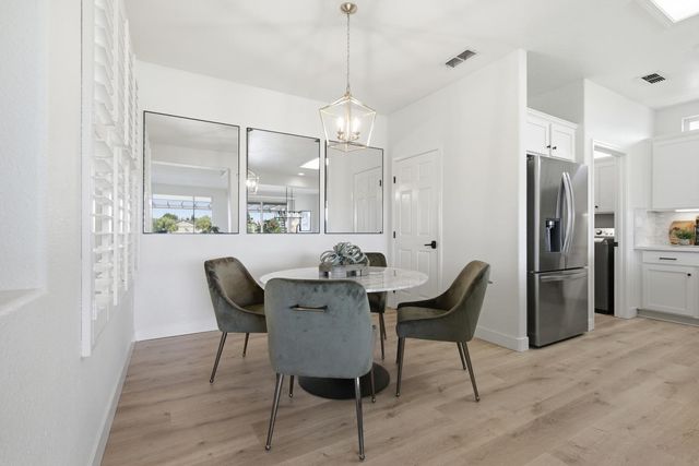 1817 Barn Valley, Lincoln, CA 95648