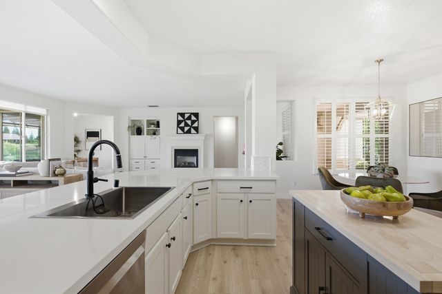 1817 Barn Valley, Lincoln, CA 95648