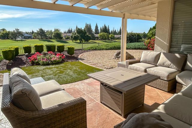 1817 Barn Valley, Lincoln, CA 95648