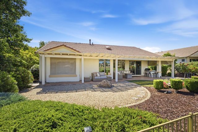 1817 Barn Valley, Lincoln, CA 95648