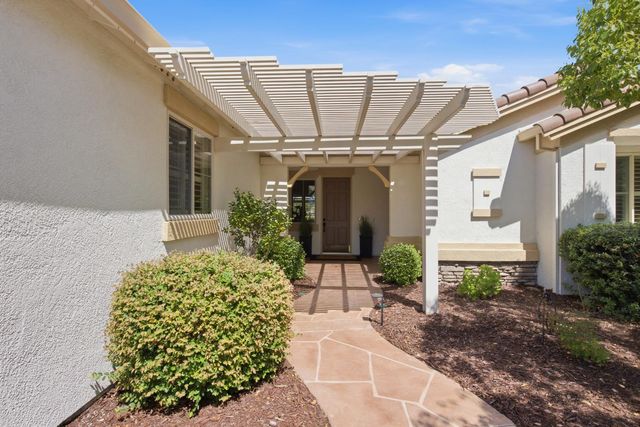 1817 Barn Valley, Lincoln, CA 95648